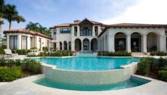 beautiful-swimming-pool-at-an-estate-home